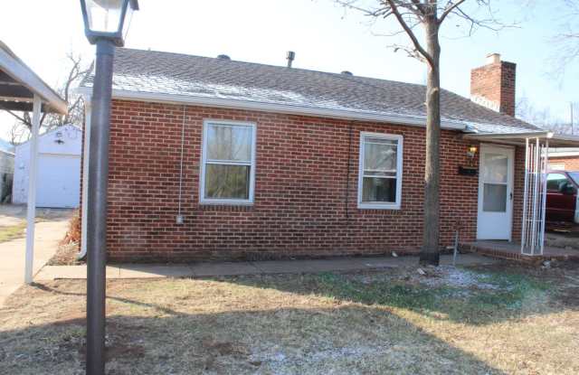 2 Beds, Tinker Close  Garage! photos photos
