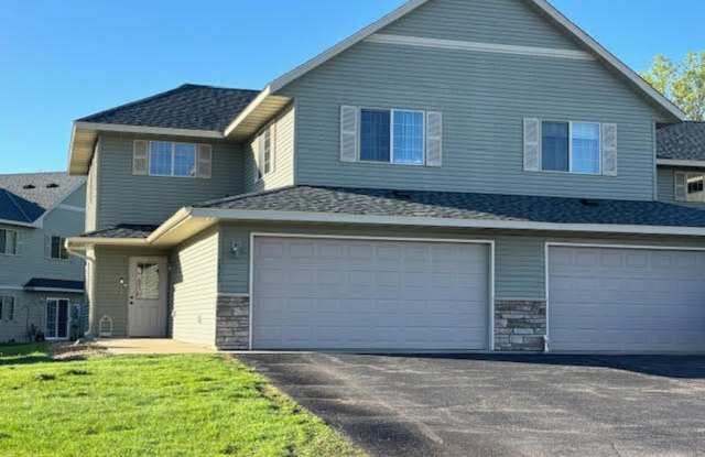 2 Bedroom Townhome in Boulder Ridge! Gallery 1