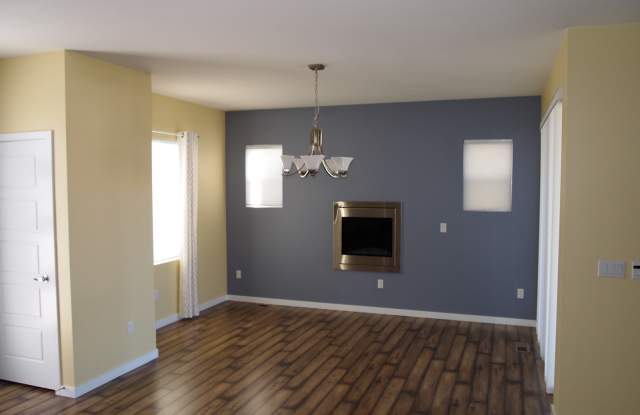 9815 Dunning Cir Gallery 4