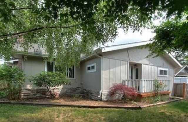 Lake City/Meadowbrook Home - 11038 34th Avenue Northeast, Seattle, WA 98125