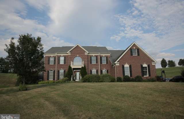 17488 TOBERMORY PLACE Gallery 2