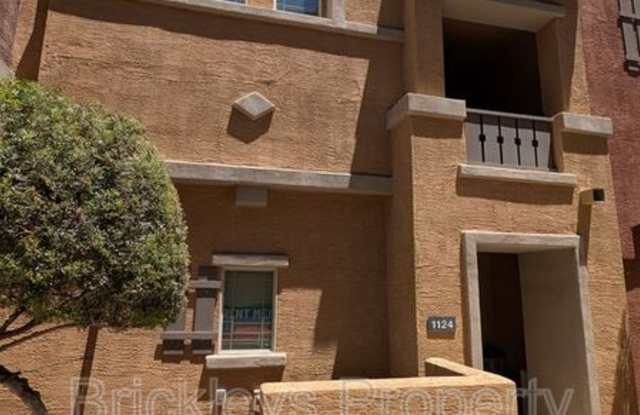 240 W Juniper Ave photos photos