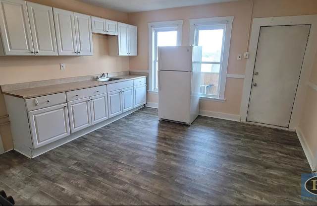 574 Silver Street - 3 E photos photos