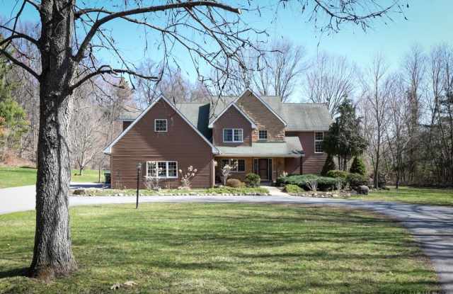 91 BUTTON RD - 91 Button Road, Saratoga County, NY 12188