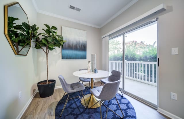 Thornhill Apartments Gallery 2