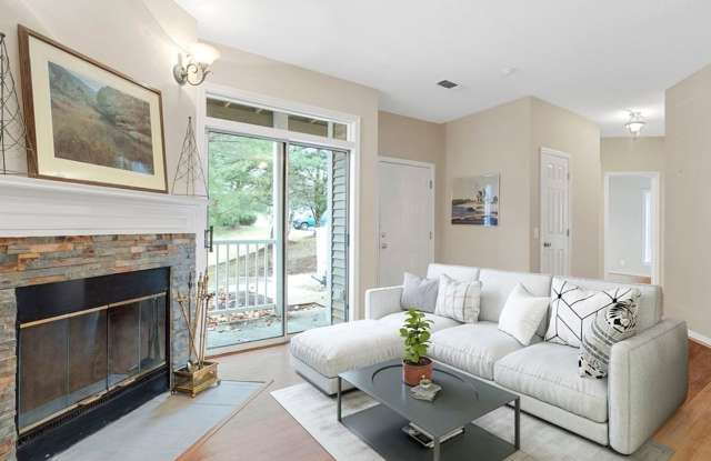 Devon Wood Community 2 Bd 2 Bath Available For Rent Including All Amenities photos photos