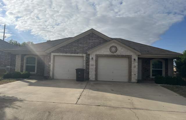 413 Study Hall Loop - B photos photos