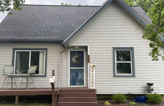 505 Herrick Park Dr - 505 Herrick Park Drive, Tecumseh, MI 49286