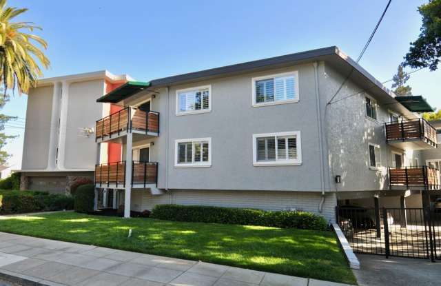 Superb Condition! 88 Claremont Ave Unit #5 - 88 Claremont Avenue, Redwood City, CA 94062