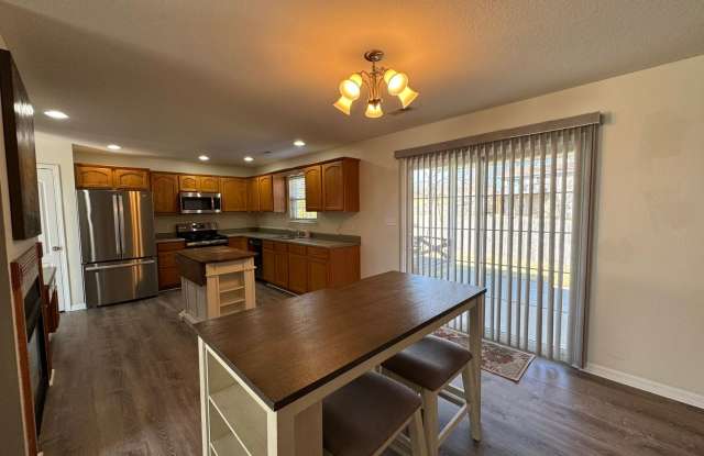 3 Bedroom Home available w/fenced yard photos photos 3 Bedroom Home available w/fenced yard photos photos