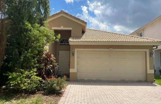 Exceptional Rental Opportunity 3 beds 2 baths home located in Regency Lakes Community - Coconut Creek! photos photos