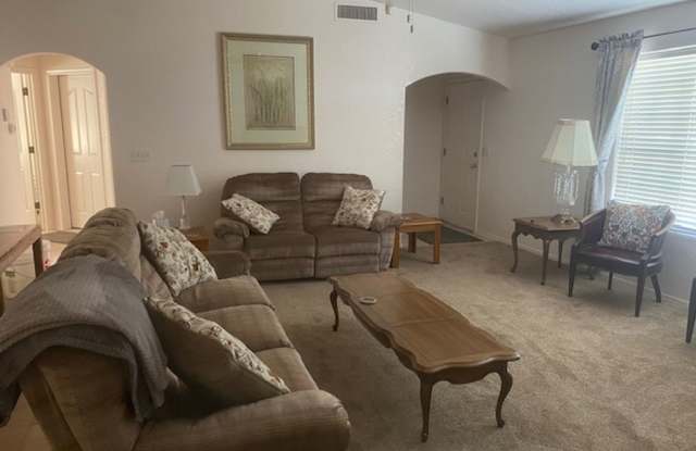GREAT FURNISHED HOME WITH SIDE PARKING! Gallery 4