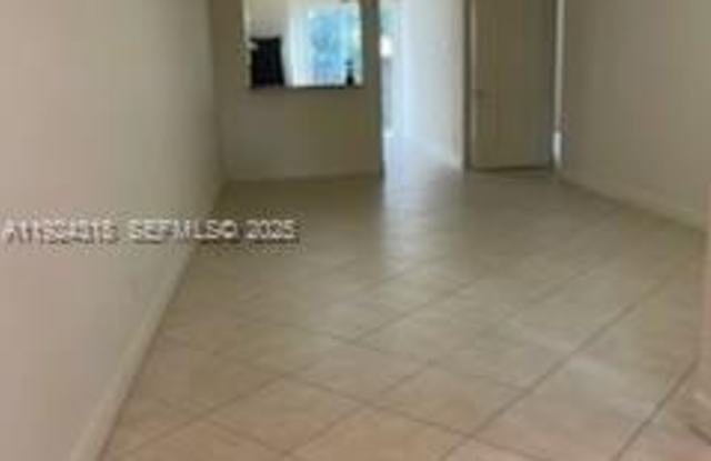 55 SW 16th Ave - 55 Southwest 16th Avenue, Homestead, FL 33030