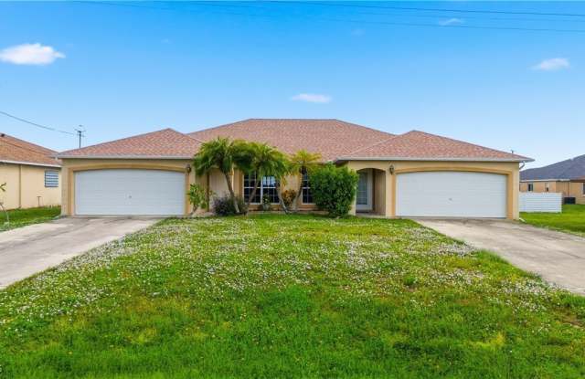 516/518 SE 5th Place - 516 Southeast 5th Place, Cape Coral, FL 33990