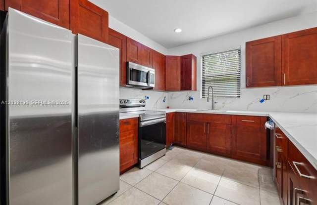 23271 SW 118th Ave # 23271 , Homestead, FL 33032 photos photos