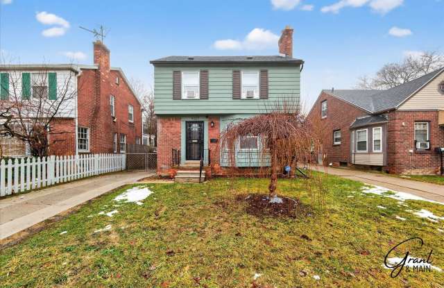 3 bedroom 2 bathroom $1580 photos photos