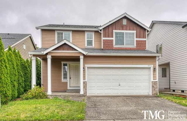 Spacious 4 Bedroom Home w/ Fully Fenced Yard & 2 Car Garage! photos photos