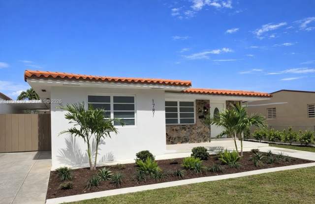 1781 SW 13th St photos photos