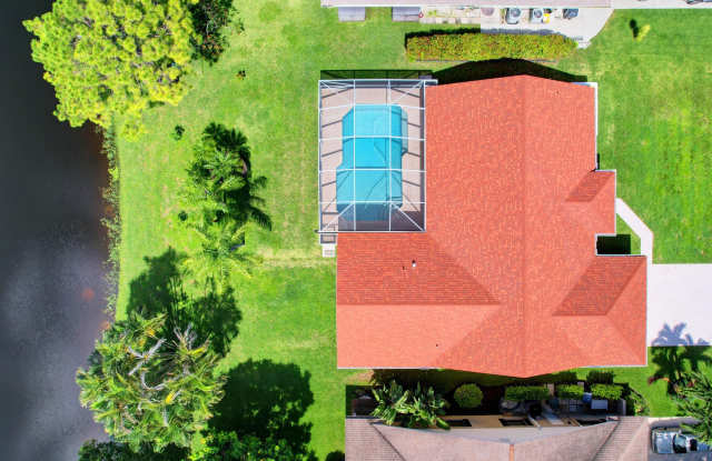 13798 Columbine Avenue Gallery 3