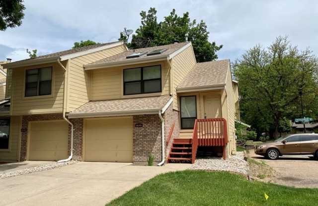 Two-Level Townhouse Near CSU! photos photos Two-Level Townhouse Near CSU! photos photos