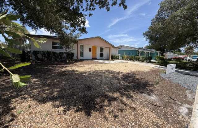 7904 Woodvine Cir Gallery 3