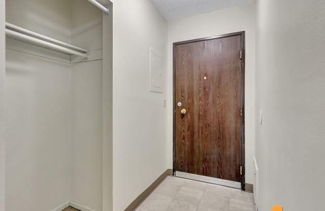 Cozy Condo for Rent in East Anchorage! Gallery 4