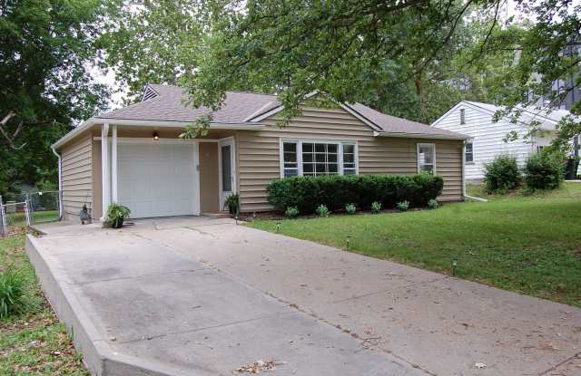 Super-cute 2bd home near Midtown! photos photos Super-cute 2bd home near Midtown! photos photos