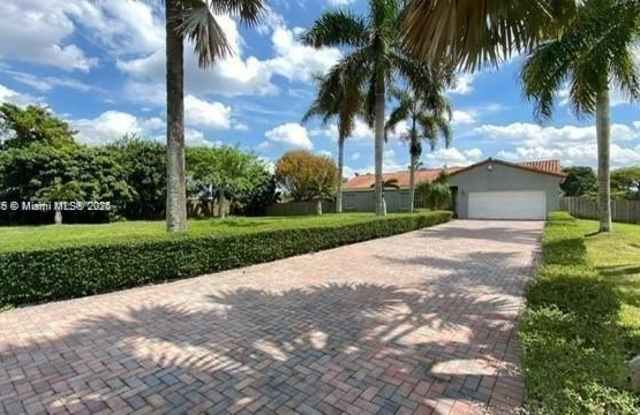 21080 SW 242nd St photos photos