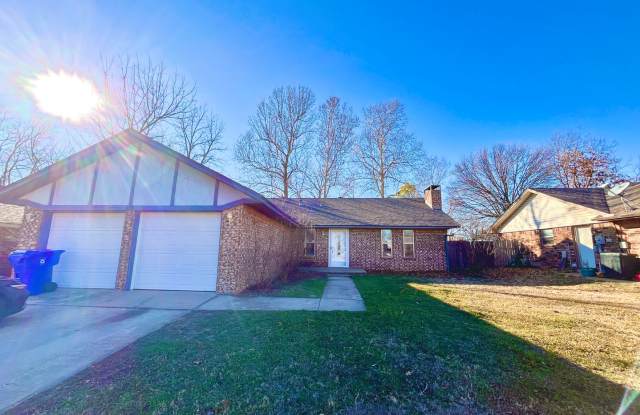 716 Smalley 3 Bd/ 2 Ba House photos photos