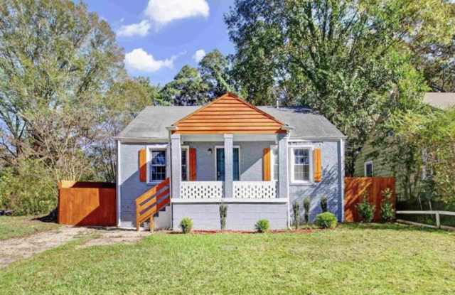 1372 Lockwood Drive Southwest photos photos