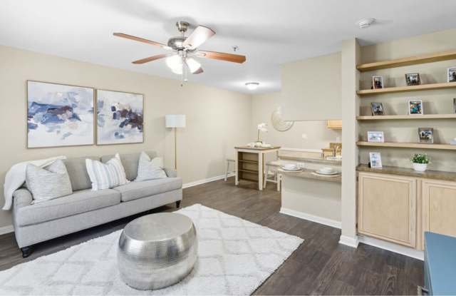 King's Reserve Willowbrook - Senior Housing Gallery 2