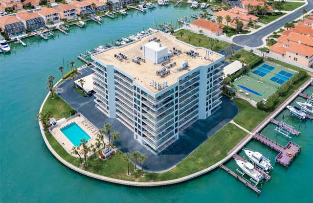 240 SAND KEY ESTATES Drive photos photos