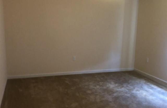 3901 Elevator Ct Gallery 4