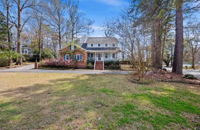 100 Lakeview Drive photos photos