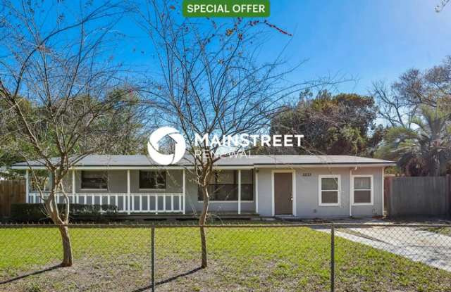 2233 Bourget Drive photos photos