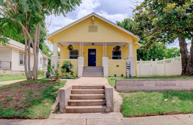 1155 North Main Street Gallery 3