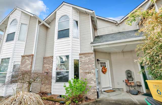 13626 Se Steele St - 13626 Southeast Steele Street, Portland, OR 97236