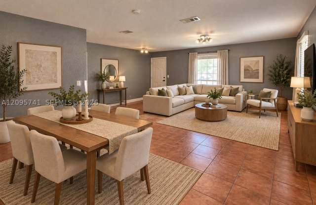 416 Banyon Tree Circle Gallery 3