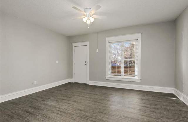 2845 Belleview Ave photos photos
