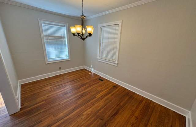 306 E Mclendon Circle Gallery 4