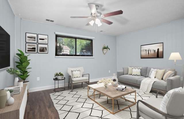 5605 W 58th St - A photos photos
