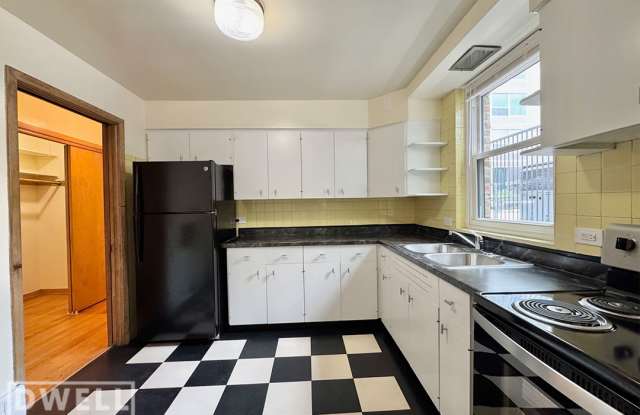 717 W Buena Ave photos photos