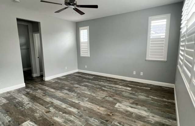 896 Wyatt Ln Gallery 4
