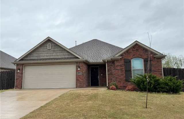 1120 Tulip ST - 1120 Tulip Street, Centerton, AR 72719 1120 Tulip ST - 1120 Tulip Street, Centerton, AR 72719