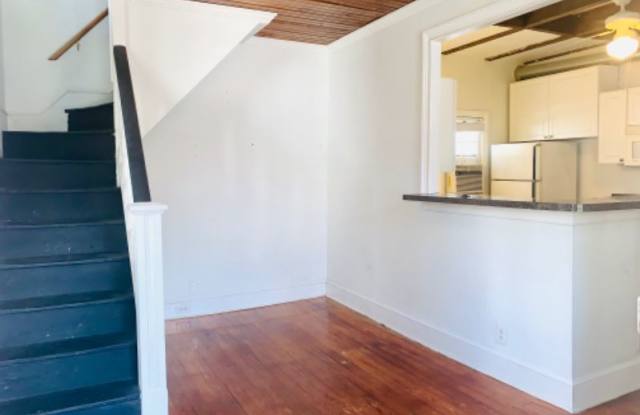 162 Franklin St Gallery 2