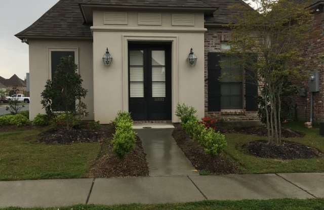 3 BR/ 2BA Off Nicholson between Bluebonnet & University Club photos photos