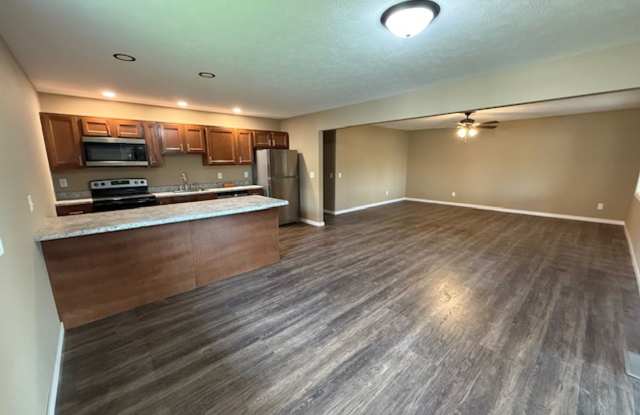 115 West Ash Street photos photos