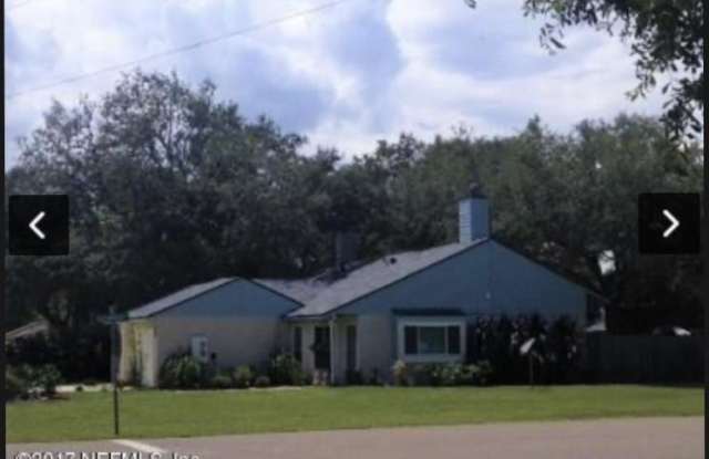 2110 BAY - 2110 Bay Road, Neptune Beach, FL 32266