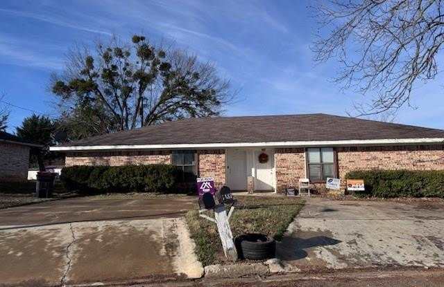 1435 26th Street NE photos photos