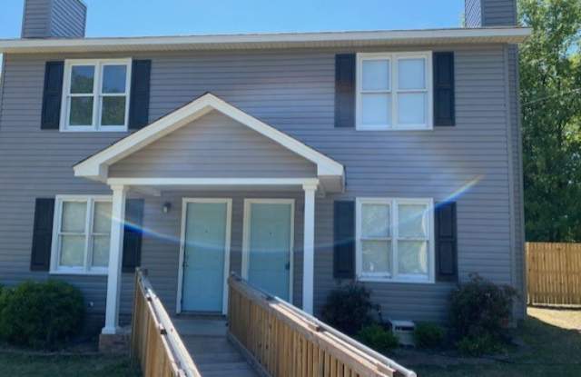 FOR RENT — 216 Burlie Ct Apt L, West Columbia, SC photos photos